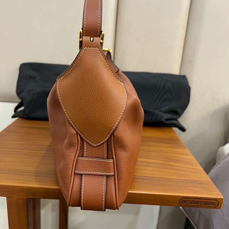 CELINE-ROMY中號焦糖色 托特包-10