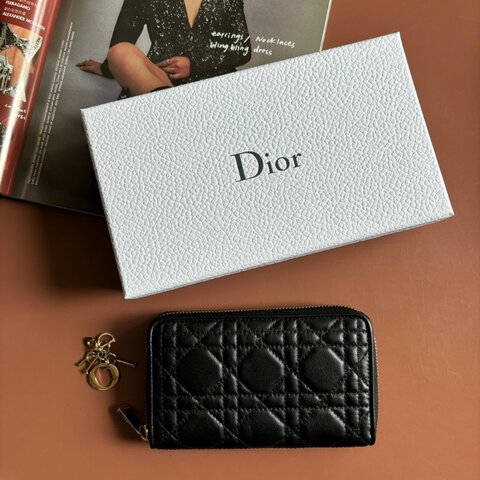 ::Christian Dior:: Lady Dior Voyageur 經典籐格紋中型拉鍊錢夾 ㄇ型拉鍊中夾