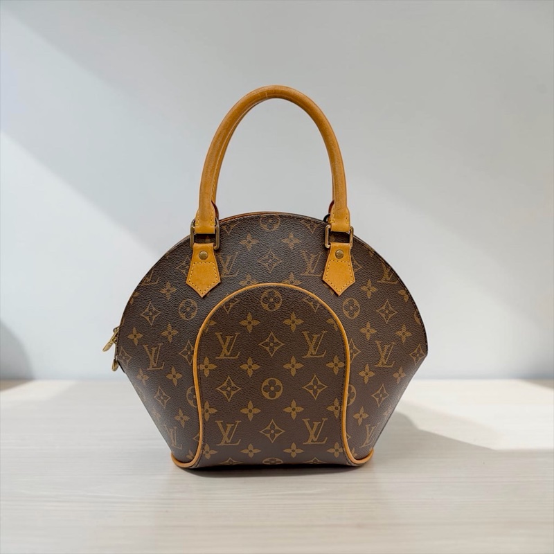 莉亞精品♡Lv 手提貝殼包 二手美包-0