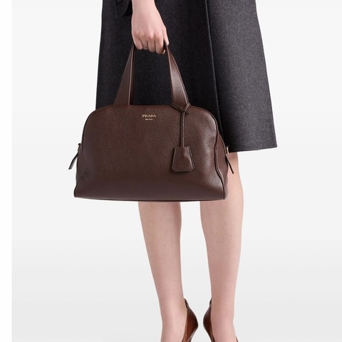 Prada 女士 拉鍊單肩包均碼碼