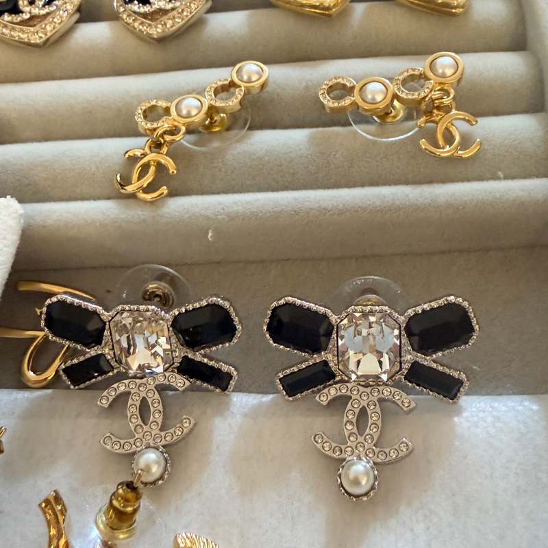 Chanel 蝴蝶結🎀方鑽珍珠耳環（針）-4
