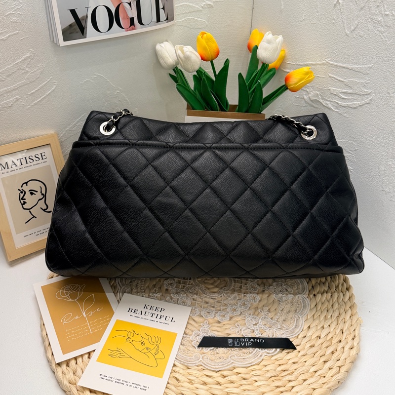 Chanel Caviar Leather Tote-1