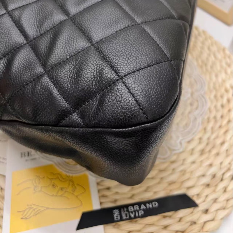 Chanel Caviar Leather Tote-9