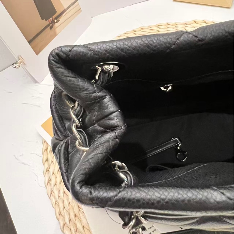 Chanel Caviar Leather Tote-16