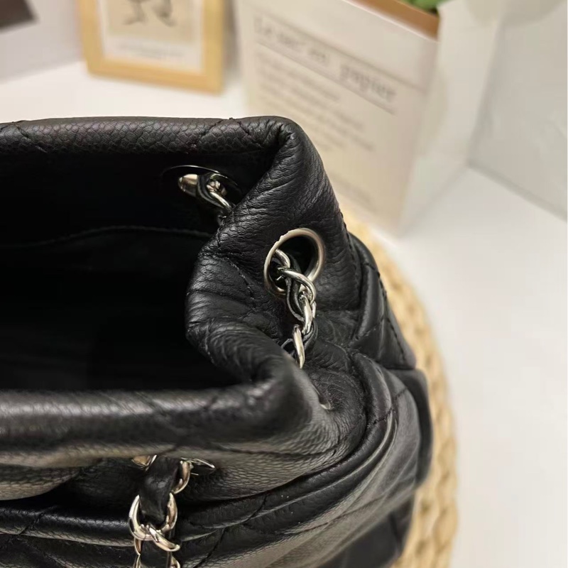 Chanel Caviar Leather Tote-17