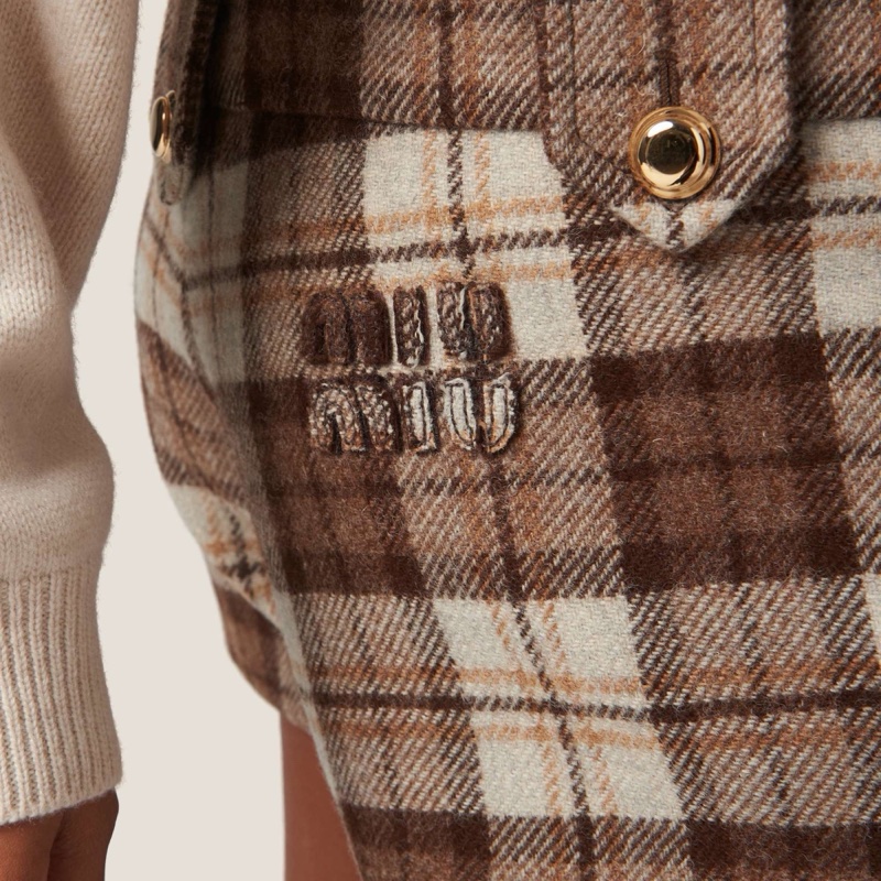 Miu Miu 女士 格紋徽標羊毛短褲IT-40 IT-42碼-1