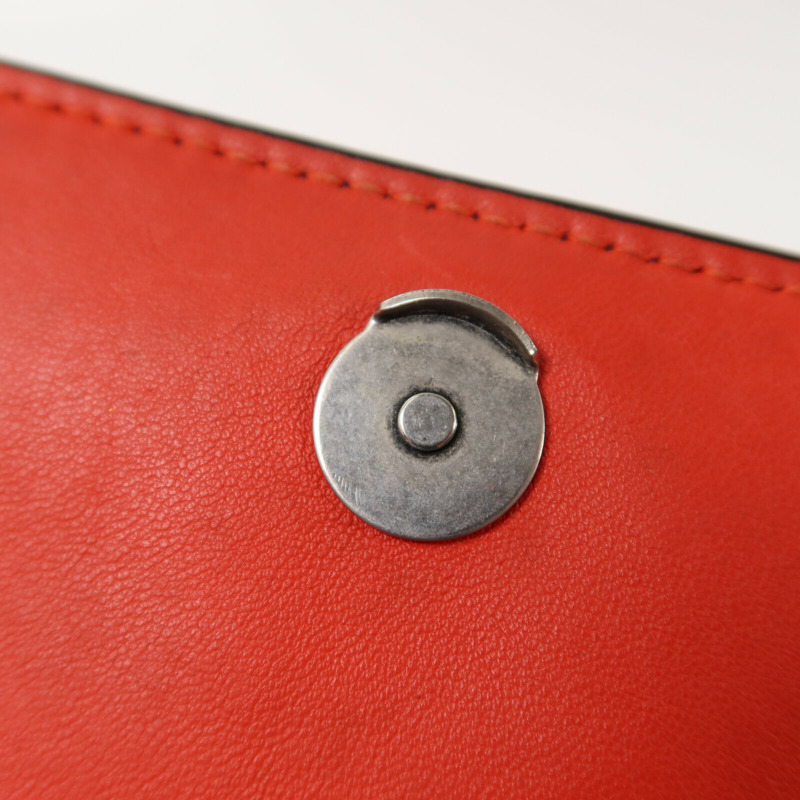 GIVENCHY 牛皮皮革Chain Shoulder鏈帶肩背袋-11