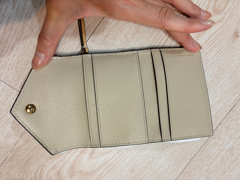Tory Burch 專櫃拼色三折短夾-2