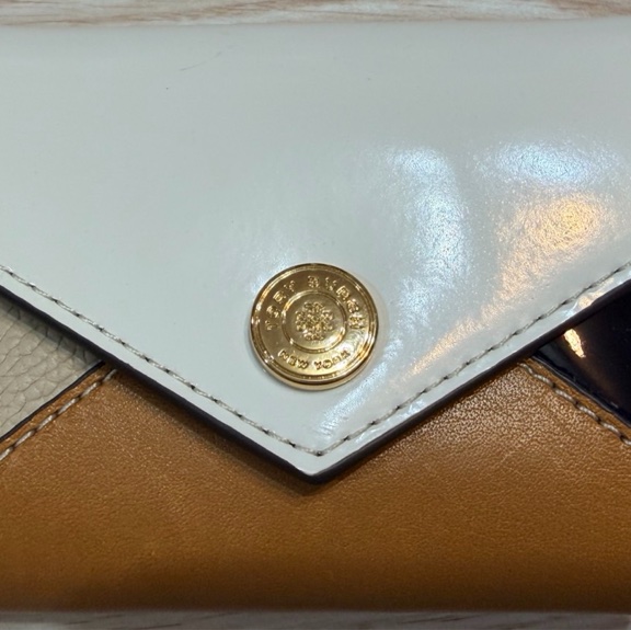 Tory Burch 專櫃拼色三折短夾-9