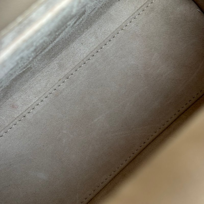 ::Christian Dior:: Lady Dior 淺駝米色 Cannage 5x5籐格紋羊皮黛妃包 手提包 斜背包-29