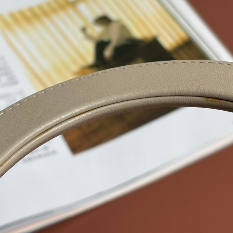 ::Christian Dior:: Lady Dior 淺駝米色 Cannage 5x5籐格紋羊皮黛妃包 手提包 斜背包-39