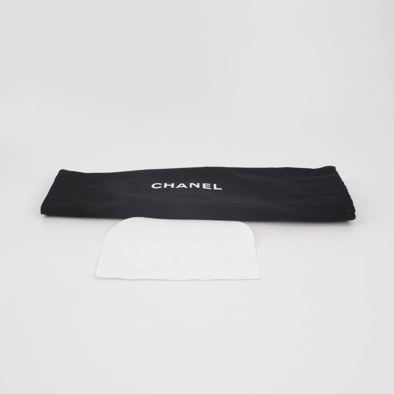 Chanel 羊皮純色菱格絎縫雙C釦子母包雙肩包-9