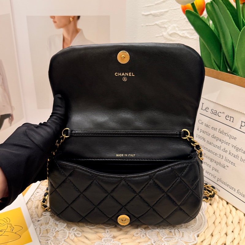 Chanel Mini Flap Bag (小牛皮 芯片22年）-4
