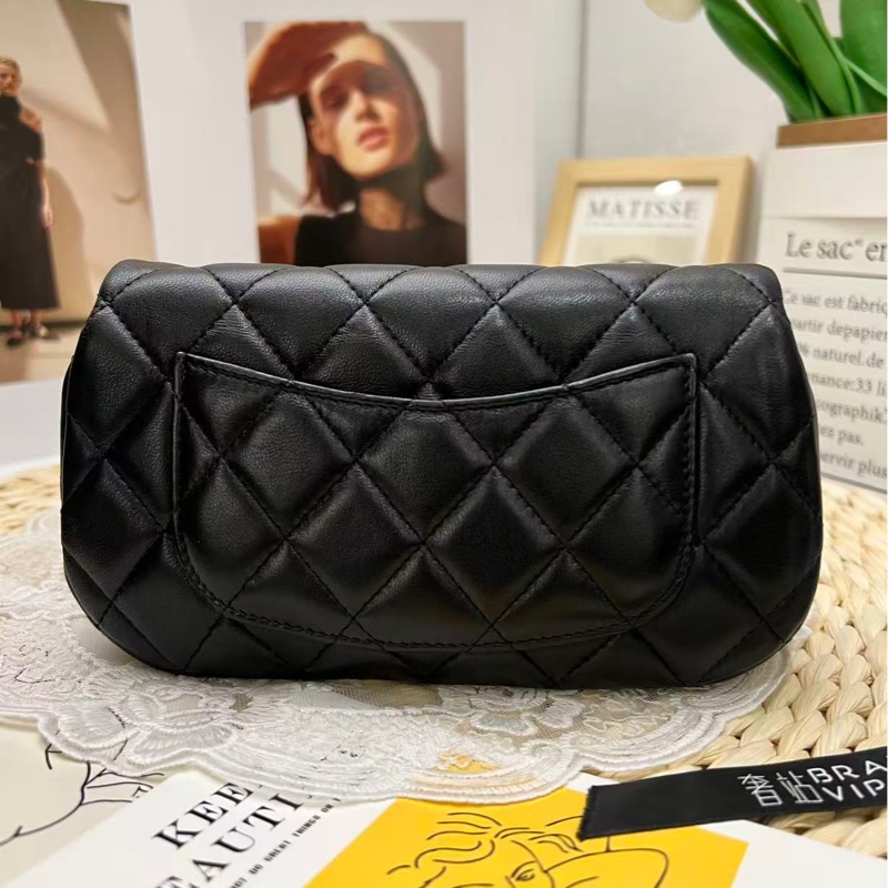 Chanel Mini Flap Bag (小牛皮 芯片22年）-7