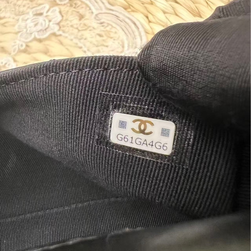 Chanel Mini Flap Bag (小牛皮 芯片22年）-22