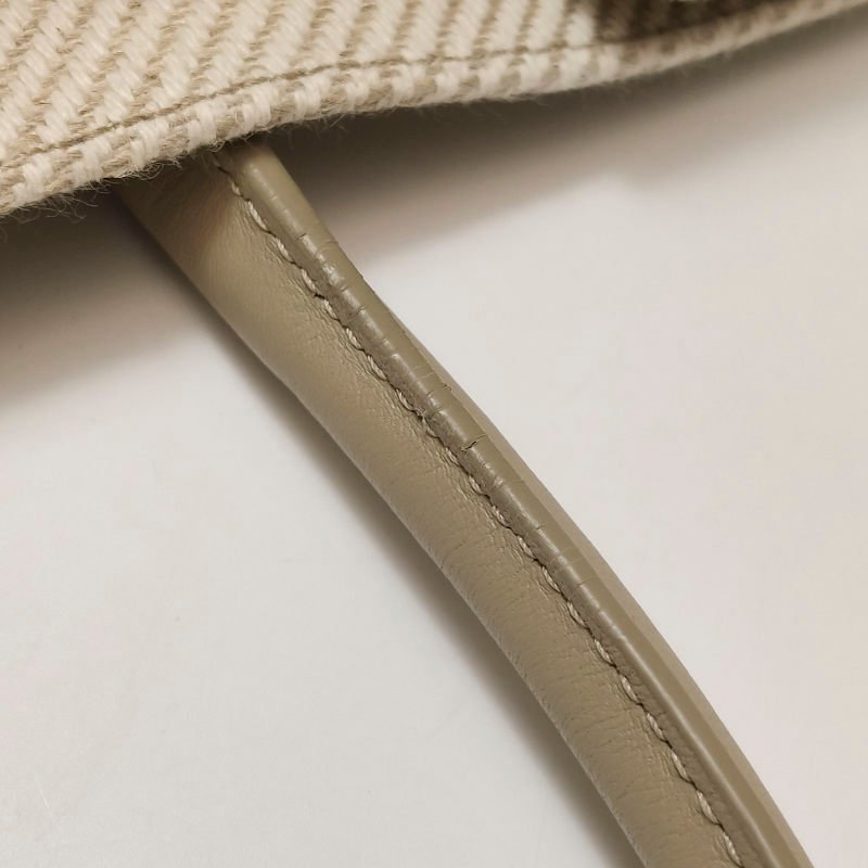 Saint Laurent Rive Gauche小號牛皮帆布字母Logo單肩包-12