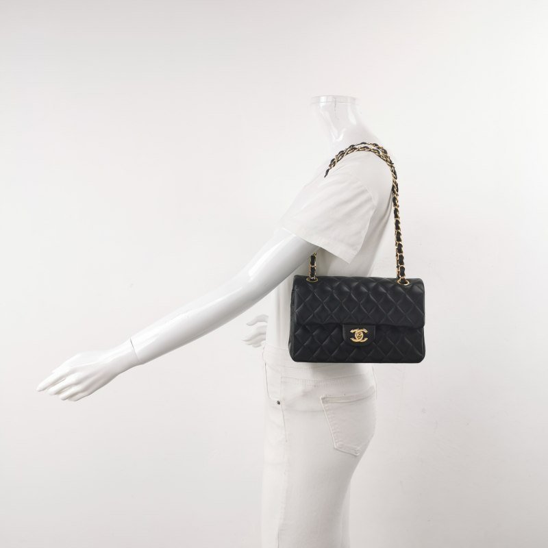 Chanel Classic Flap 經典款小號羊皮菱格絎縫雙C扣皮穿鏈單肩包-1