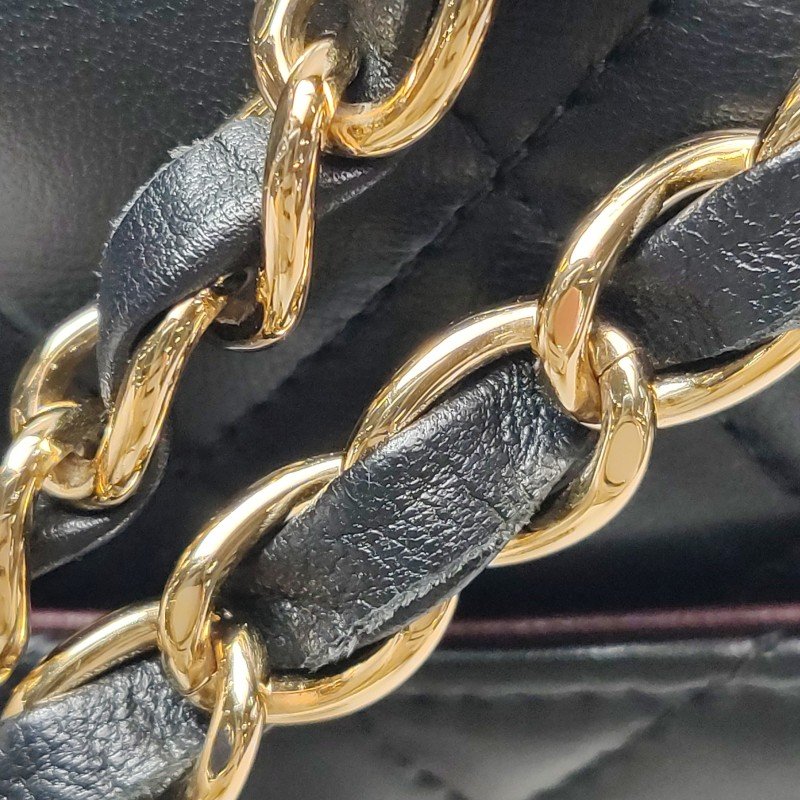 Chanel Classic Flap 經典款小號羊皮菱格絎縫雙C扣皮穿鏈單肩包-11