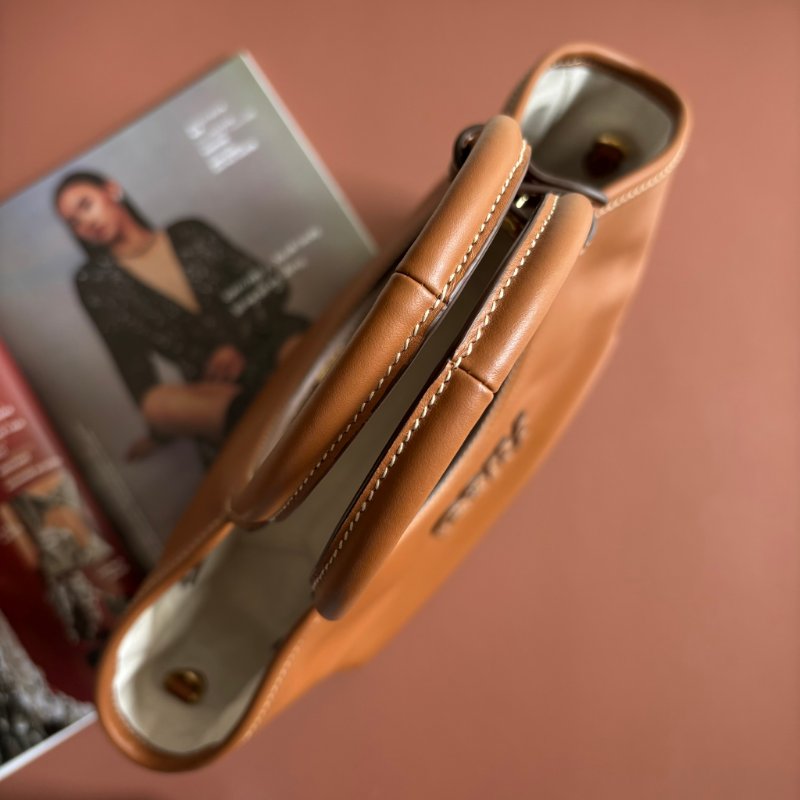 小號 ::Miu Miu:: IVY 干邑色 焦糖棕皮革手袋 手提斜背兩用包-4