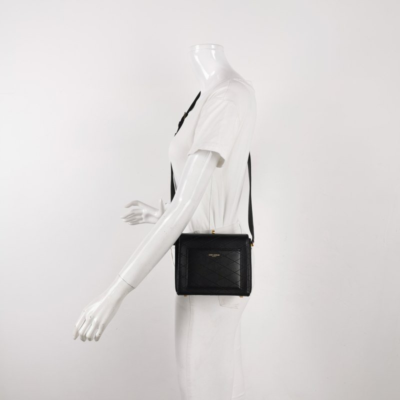 Saint Laurent 羊皮純色字母Logo斜背包-1