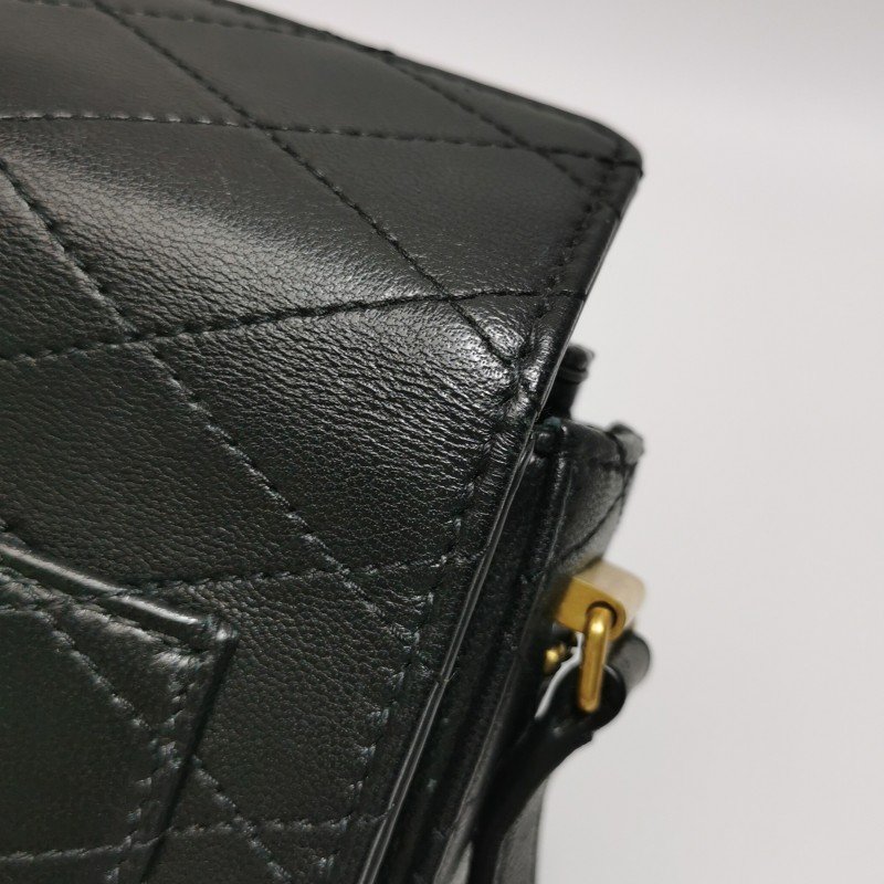 Saint Laurent 羊皮純色字母Logo斜背包-19