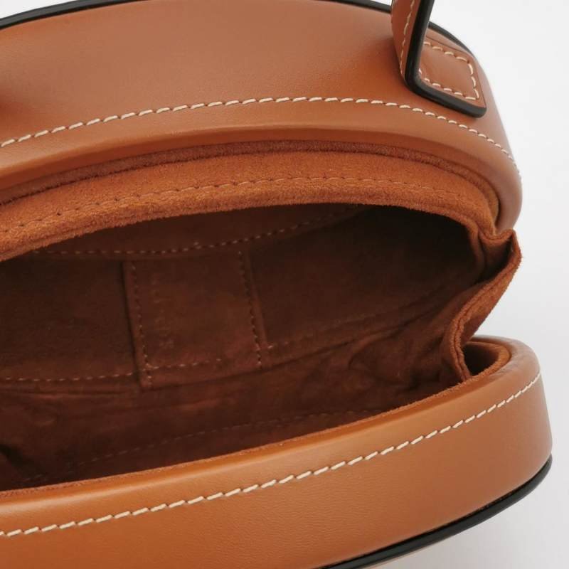 Celine Cuir Triomphe牛皮純色凱旋門Logo手提包-6