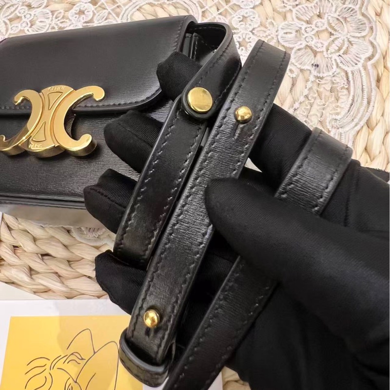 Celine Triomphe mini 牛皮手袋(閒置未使用）-27