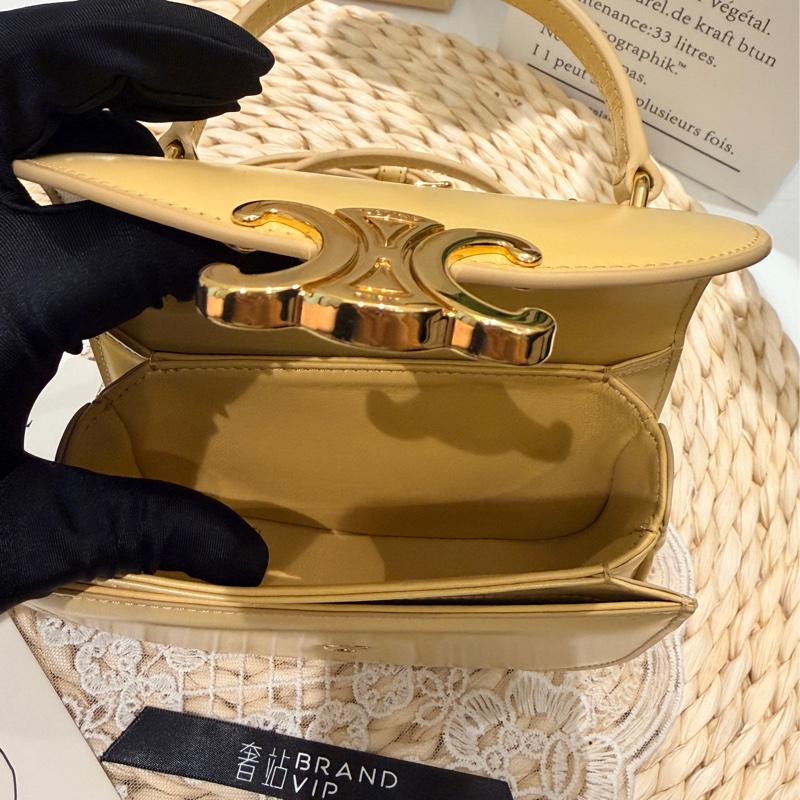 Celine Mini Besace Clea（閒置未使用）-4