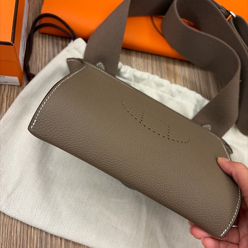 Hermes Videpoches 大象灰斜背包-1