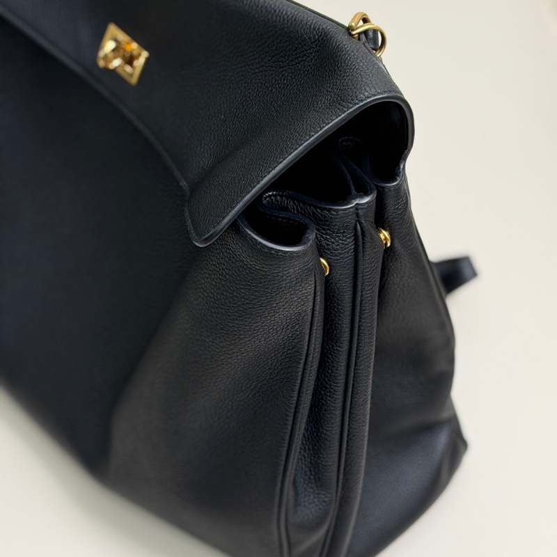 Balenciaga 黑金大號Rodeo 手提肩背包-9