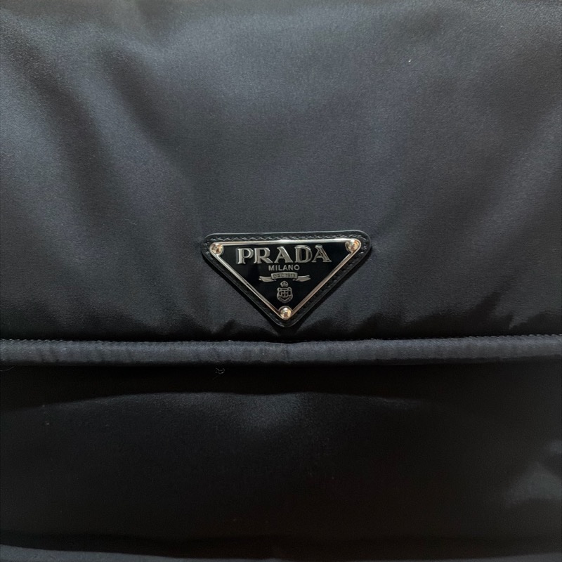 降價！prada郵差包 大號 中性男女接可揹 Jenny經紀人同款-6