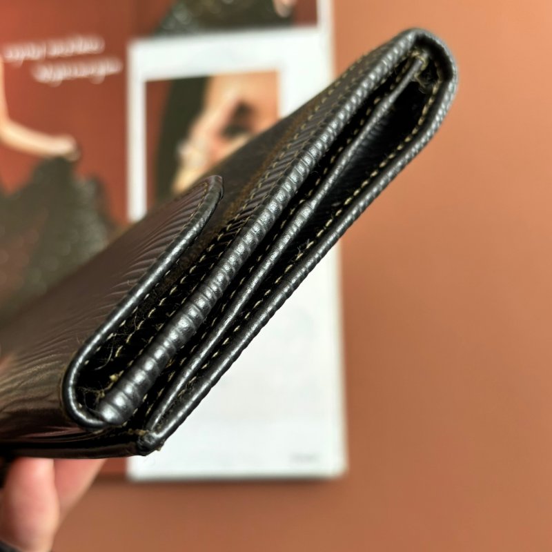 ::FENDI:: 直紋咖色帆布拼皮革釦式長夾-8