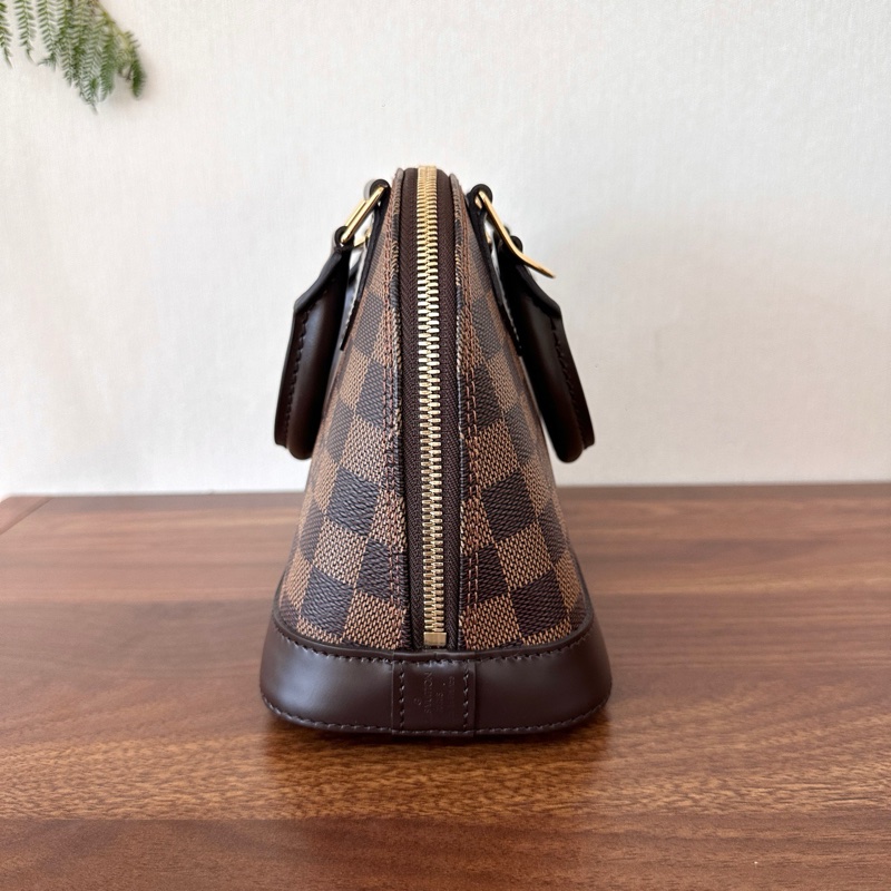 99.9新LV 路易威登 Alma BB 棋盤格貝殼包 芯片編碼共存 尺寸 23.5*11.5*17.5cm。-5