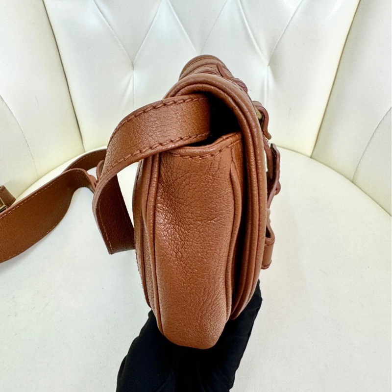 Celine賽琳 馬車扣斜挎包 尺寸22×4×19cm 。 🈚附件-4