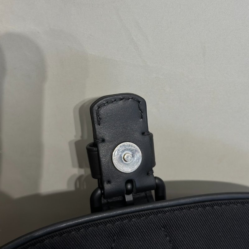 LOUIS VUITTON Montsouris郵差包 - PM灰老花-7