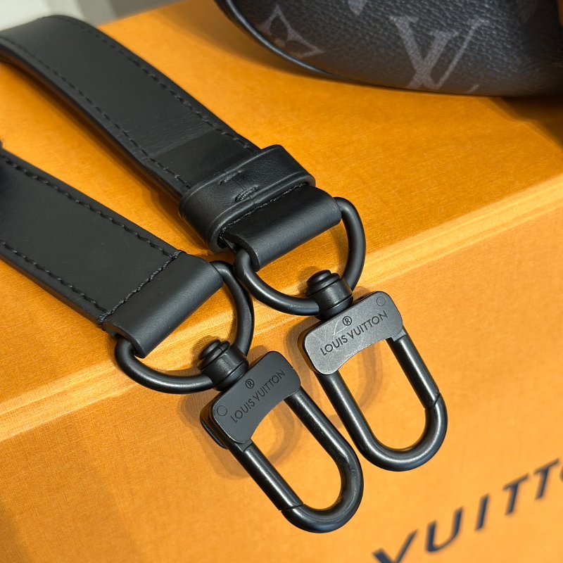 LOUIS VUITTON Montsouris郵差包 - PM灰老花-11