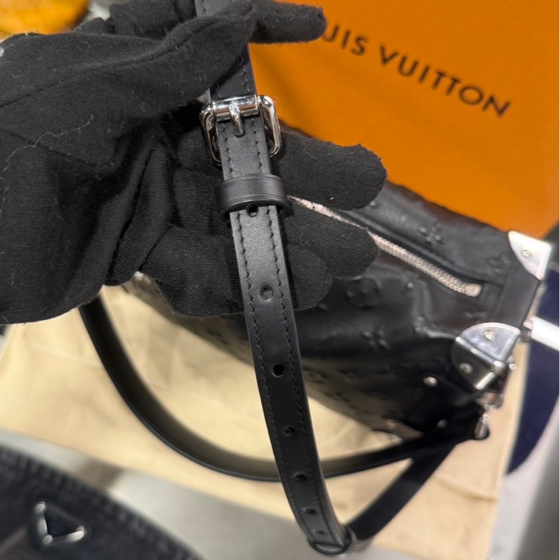 稀有單品🌟Louis Vuitton LV Side Trunk MM 黑色壓紋老花｜Classic Trend CT精品｜台北東區實體-2