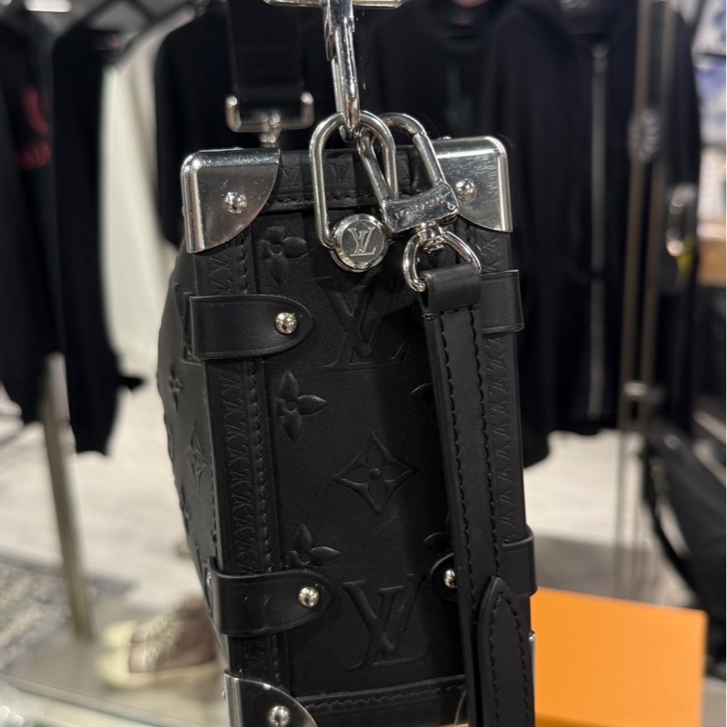 稀有單品🌟Louis Vuitton LV Side Trunk MM 黑色壓紋老花｜Classic Trend CT精品｜台北東區實體-5