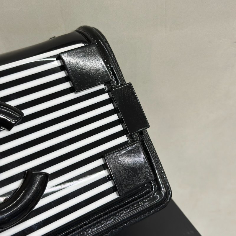 CHANEL 漆皮積木包 - 黑白19開-15