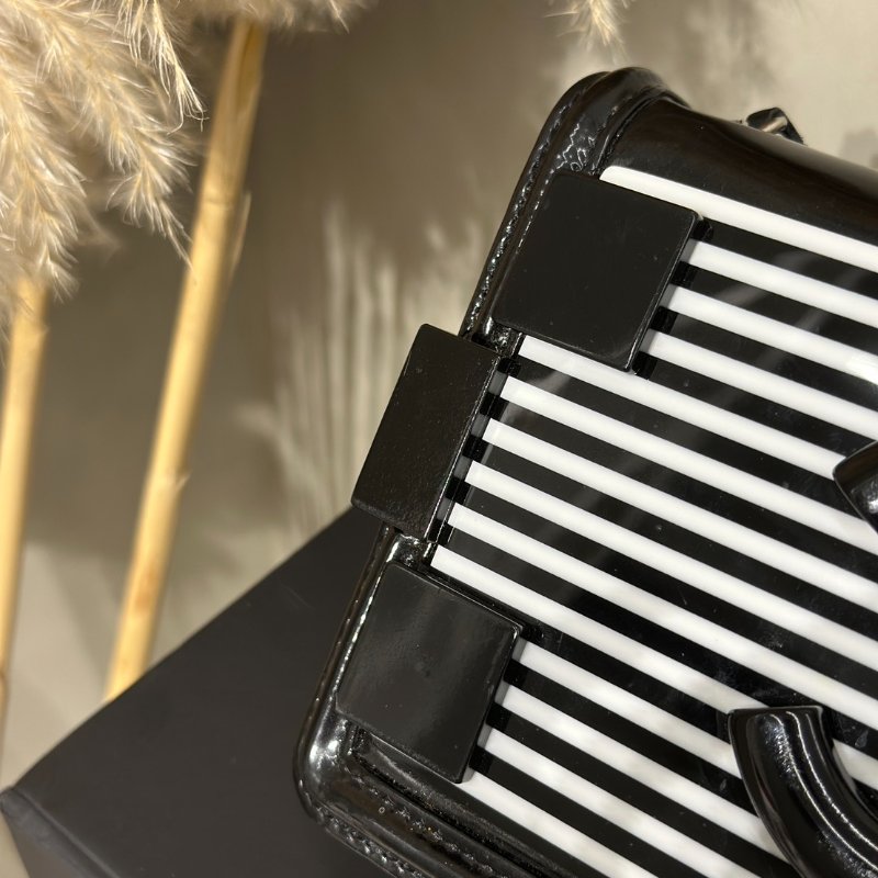 CHANEL 漆皮積木包 - 黑白19開-16