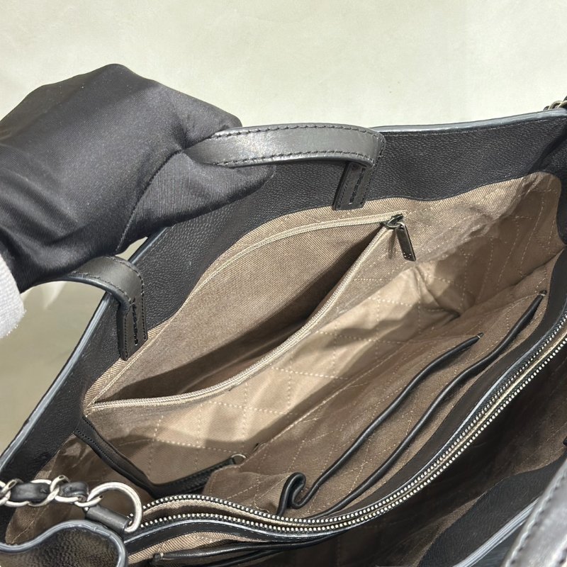 CHANEL 皮釦雙C單肩托特包 - 黑銀18開-6