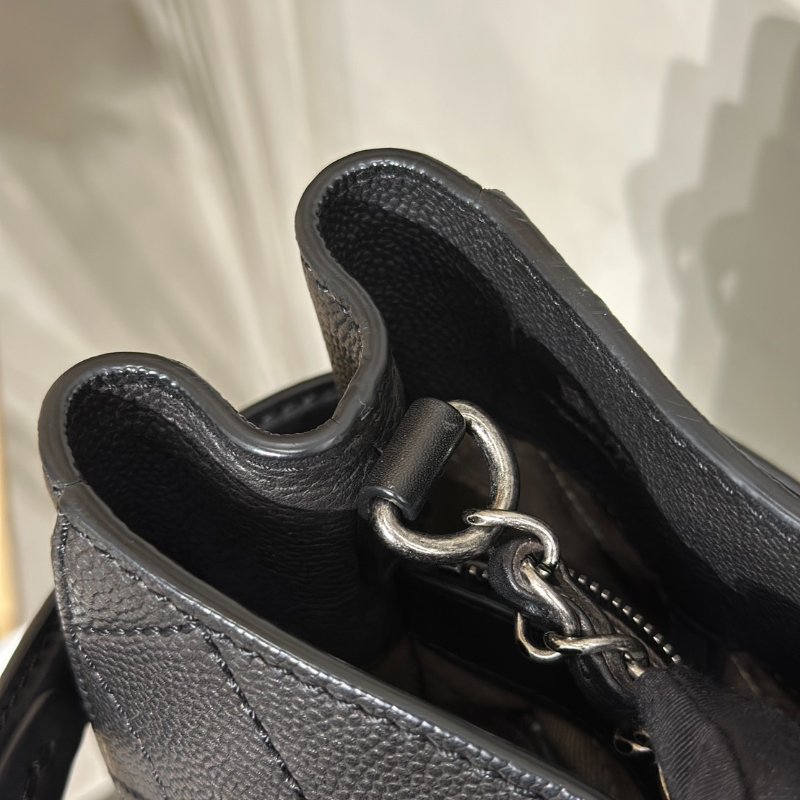 CHANEL 皮釦雙C單肩托特包 - 黑銀18開-12