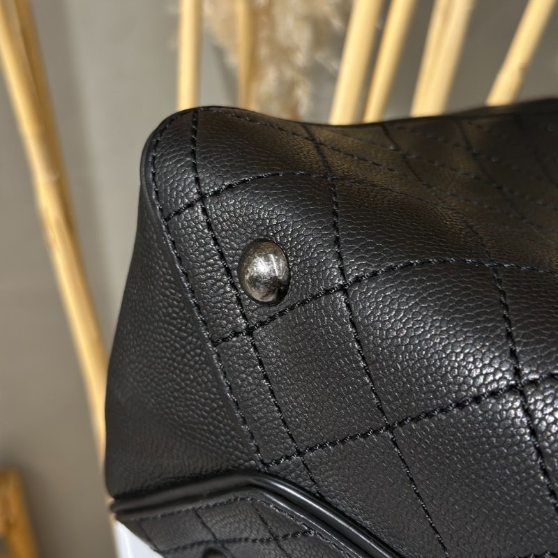 CHANEL 皮釦雙C單肩托特包 - 黑銀18開-13