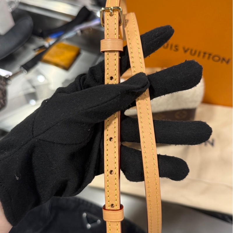 稀有單品🌟Louis Vuitton LV Locky BB 羔羊毛｜Classic Trend CT精品｜台北東區實體-4