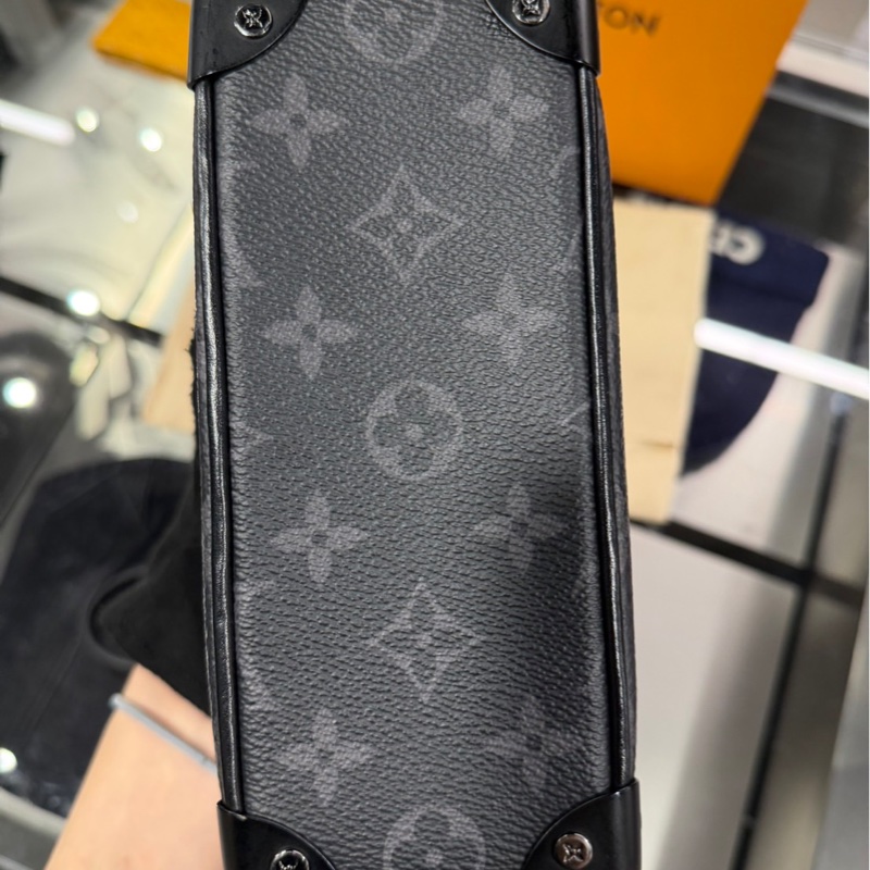 近新品🌟Louis Vuitton LV Mini Soft Trunk 黑老花 盒子包-6