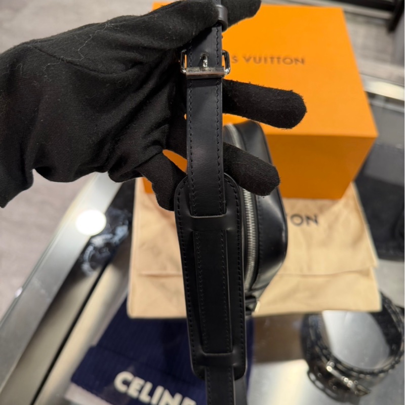 經典聯名🌟Louis Vuitton LV x Supreme EPI Danube 水波紋 相機包｜Classic Trend CT精品｜台北東區實體-4