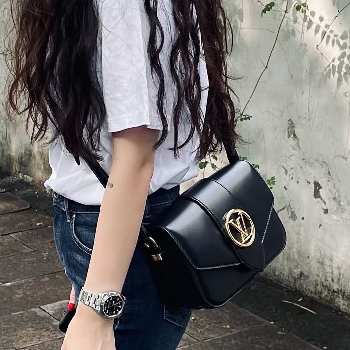 Louis Vuitton路易威登PONT9郵差包黑色20年B0096-2