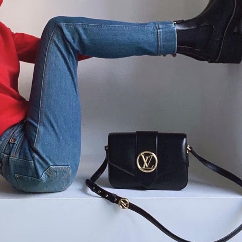 Louis Vuitton路易威登PONT9郵差包黑色20年B0096-9