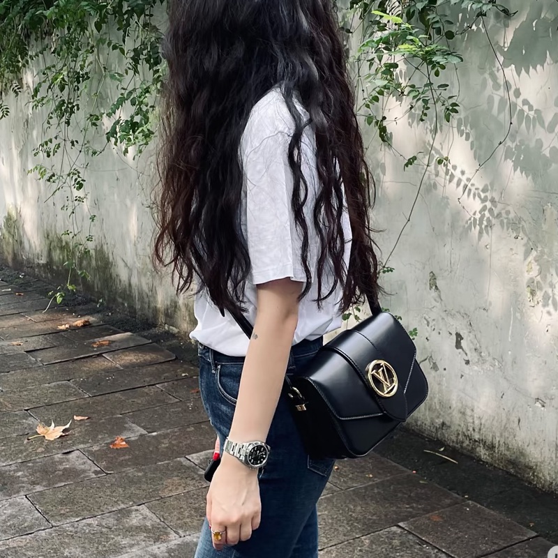 Louis Vuitton路易威登PONT9郵差包黑色20年B0096-25