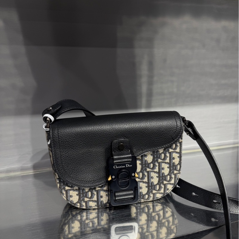 專櫃在售8萬多🌟Dior Saddle 迷你 郵差包｜Classic Trend CT精品｜台北東區實體-0